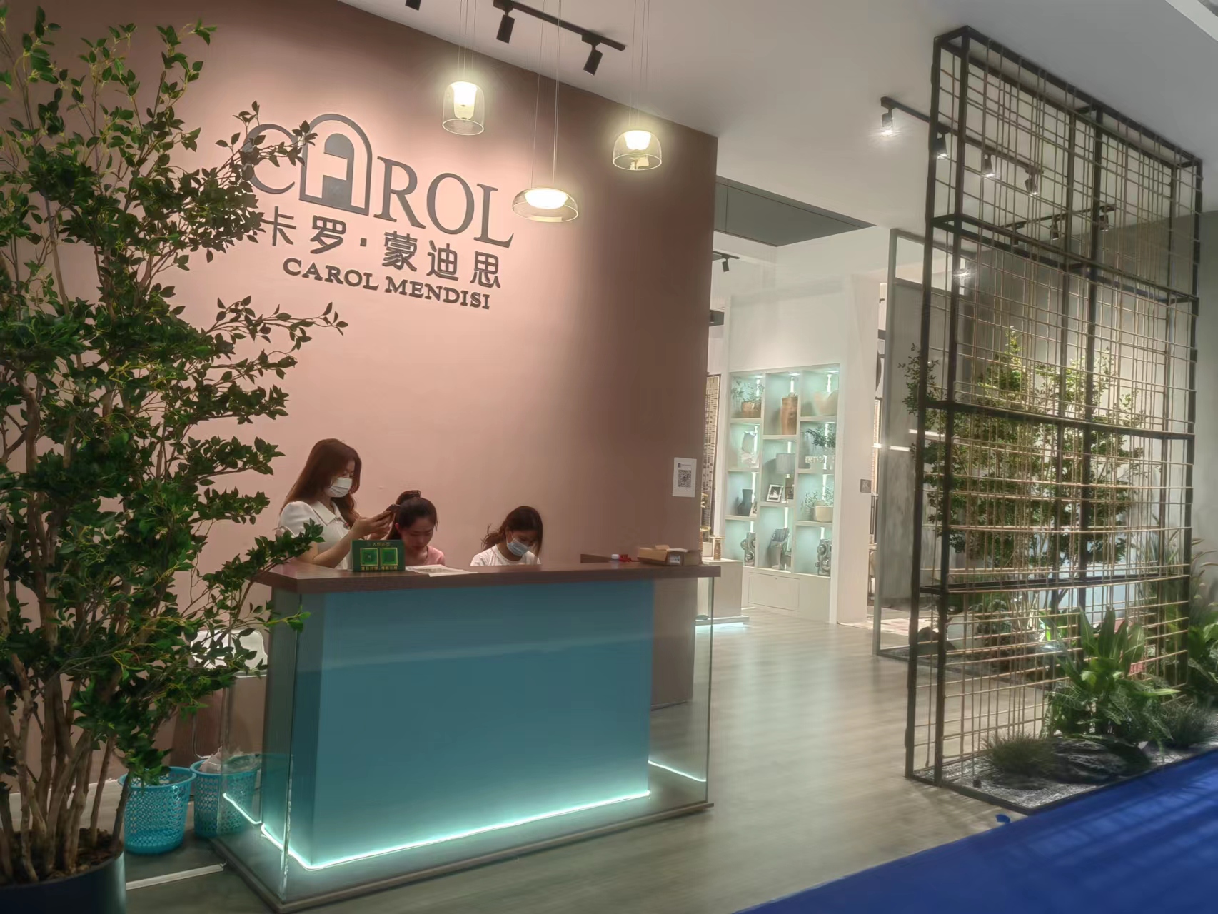 艾丽兰亮相深圳国际家具展,大型展位星空娱乐苹果手机下载出品!(图9) 微信图片_20220725144704.jpg