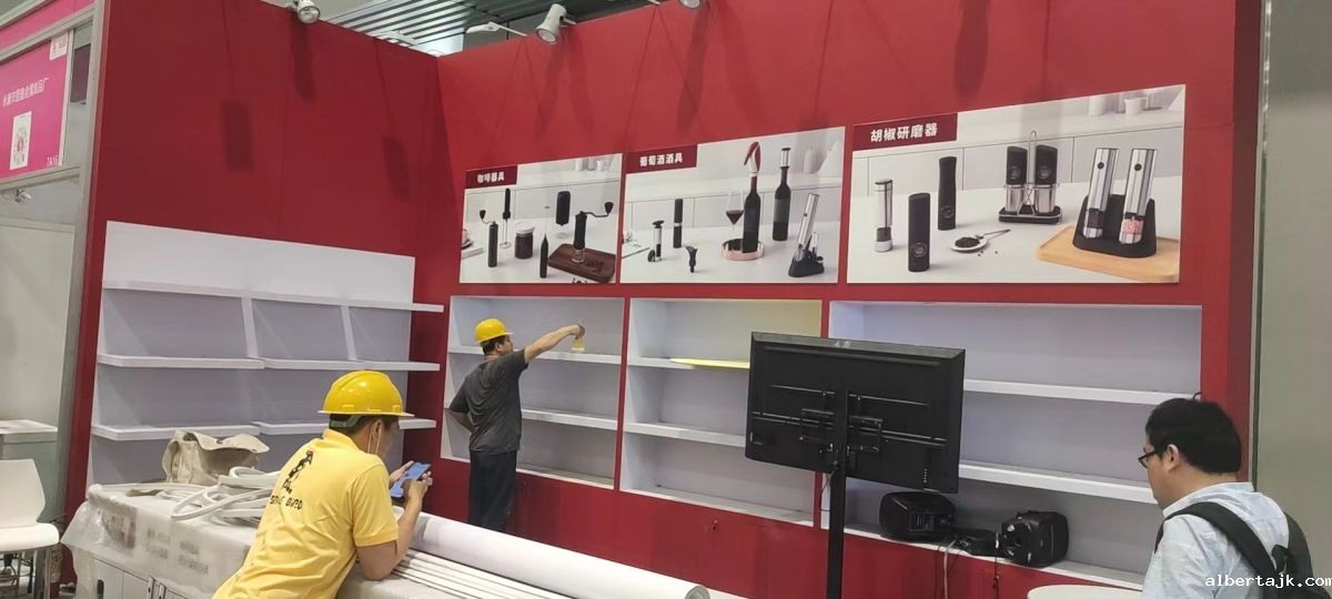 美国展会设计搭建从设计到施工，我们如何确保展览的完美呈现？